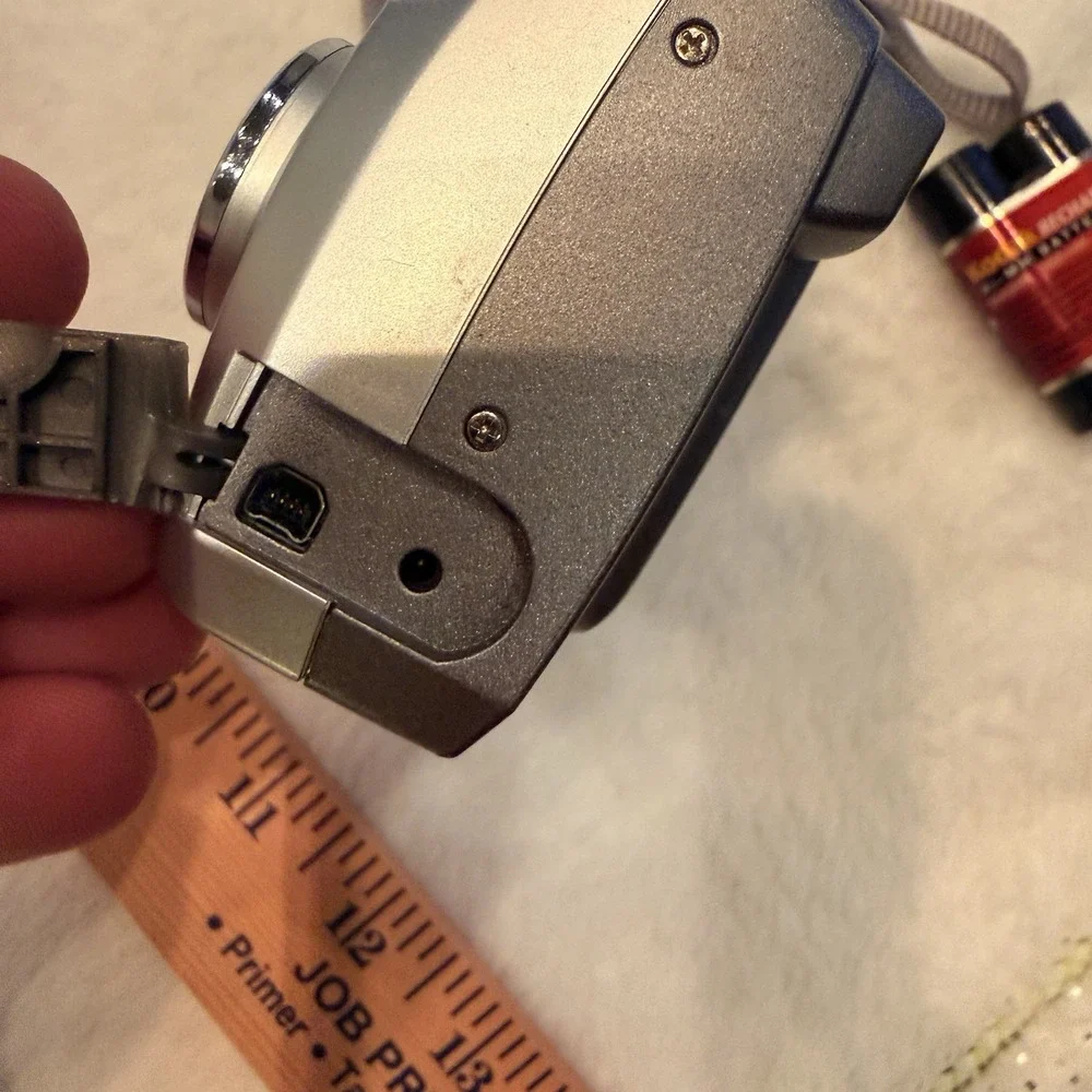 Kodak‎ EasyShare CX4300 3.2MP Compact Digital Camera Silver Tested READ